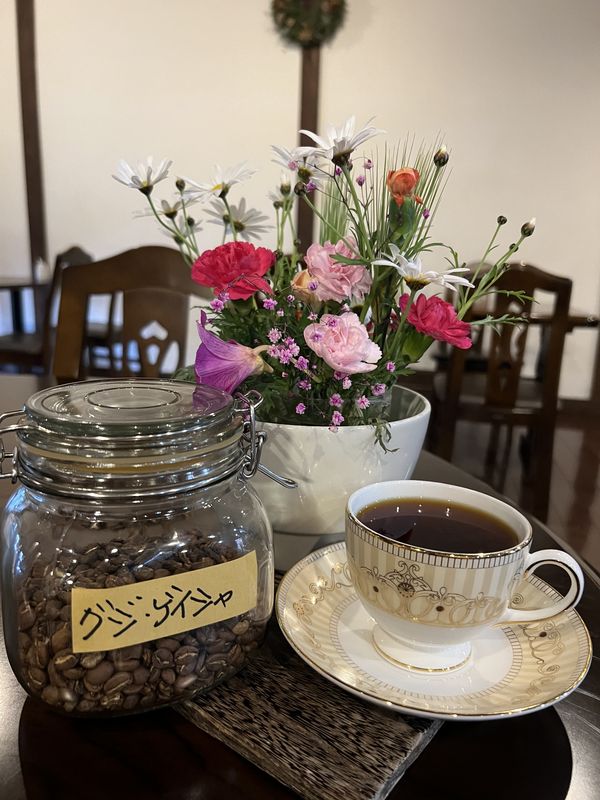 生け花とコーヒー