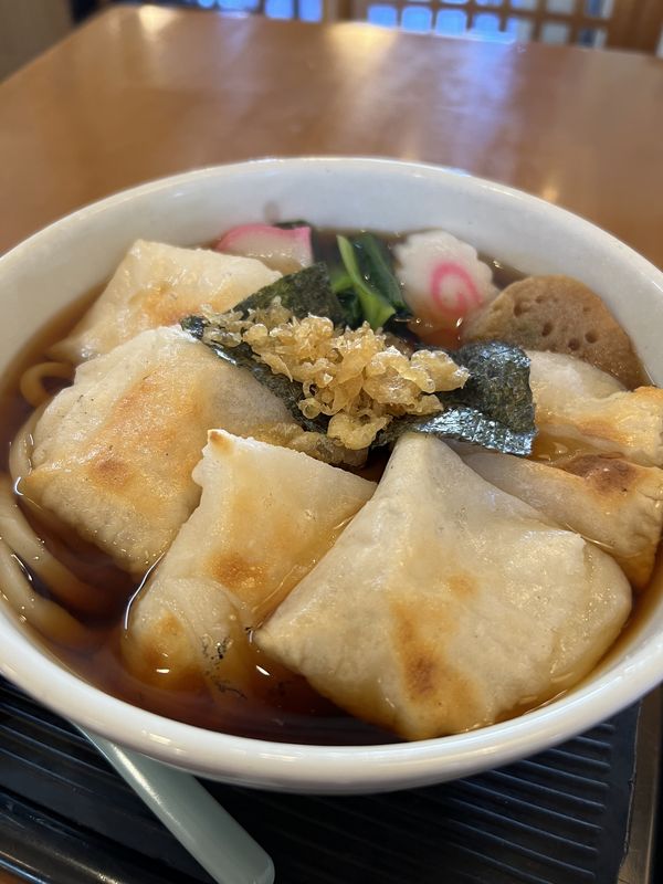 餅が五つ入った力うどん